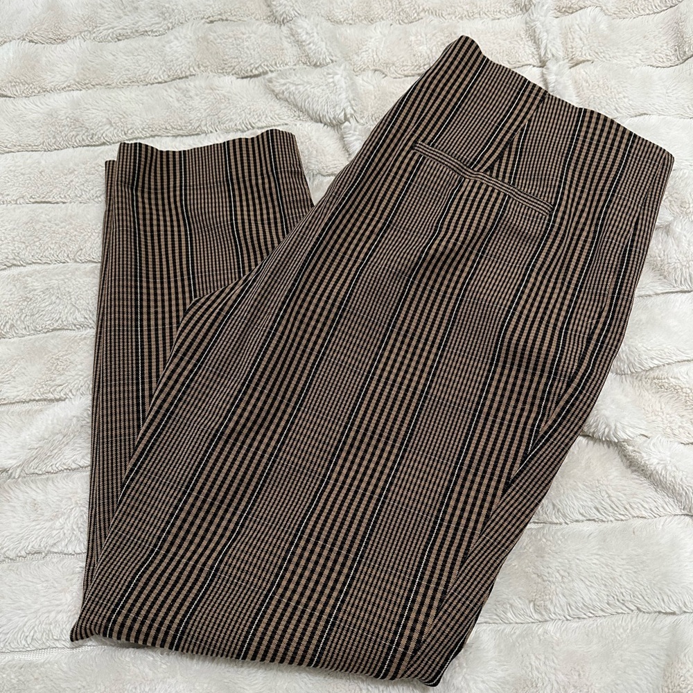 Woman’s High Rise Slim Fit Bi-stretch Ankle pants -16